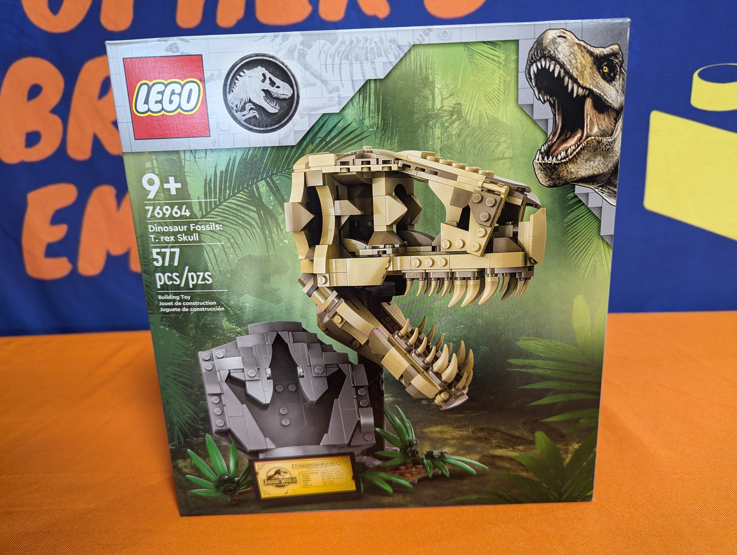 76964 Dinosaur Fossils T-Rex Skull