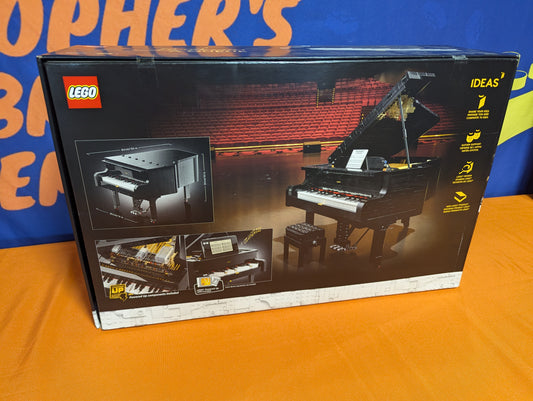 21323 Grand Piano
