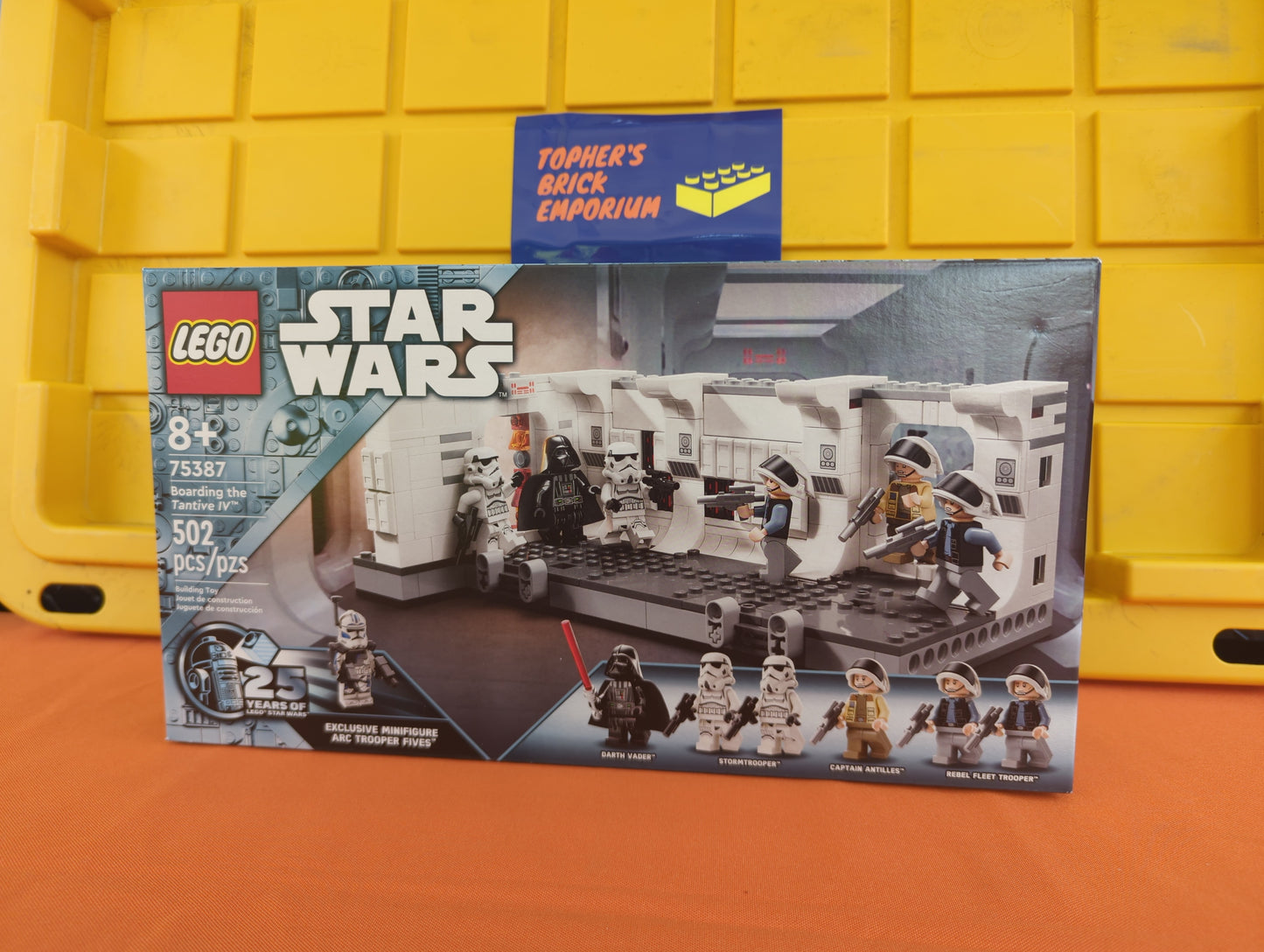 75387 boarding the tantive IV