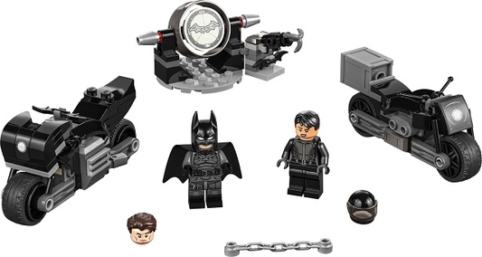76179 USED Batman & Selina Kyle Motorcycle Pursuit