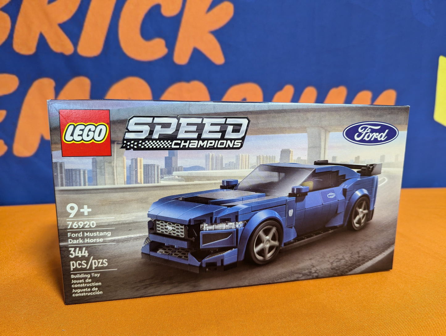 76920 Dark Horse Ford Mustang