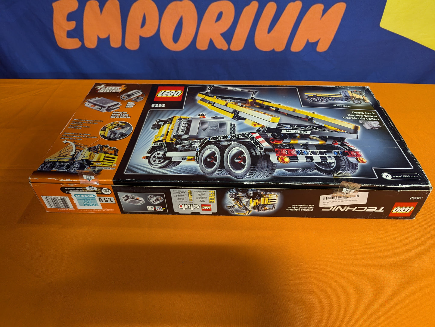 8292 Cherry Picker